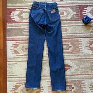 VTG Wrangler 13MWZ Jeans USA Cowboy Cut Dark Denim 28x36 Scovill 70s Heritage